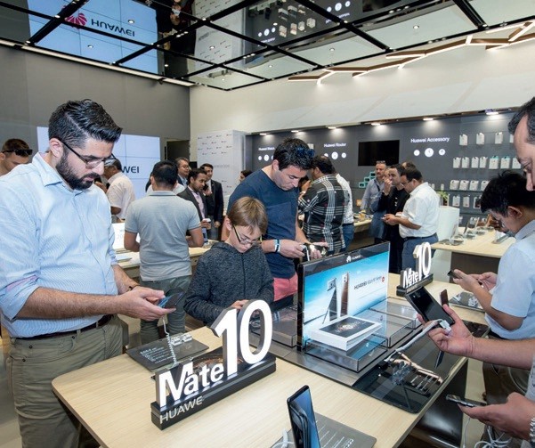 магазин Huawei Experience Store