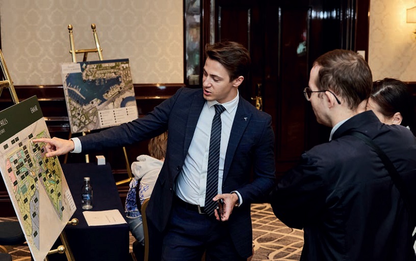 Брокер D&B Properties во время роуд-шоу Emaar в Москве, Сентябрь 2022 года