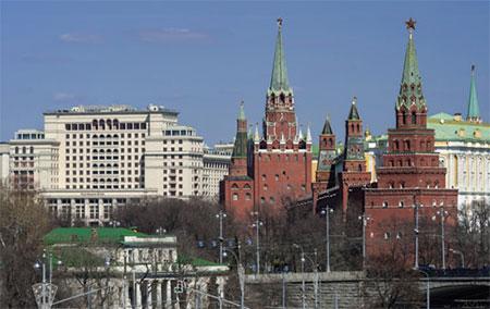 Две столицы. Четыре сезона