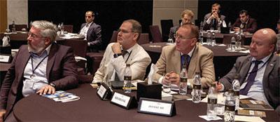 ВО ВРЕМЯ ВСТРЕЧИ ИНВЕСТОРОВ "ACCESS MEETING 2013". Абу-Даби. Декабрь 2013 года