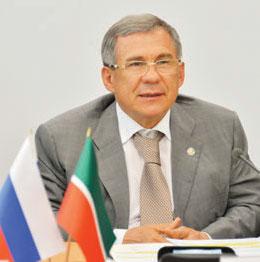 Рустам Минниханов